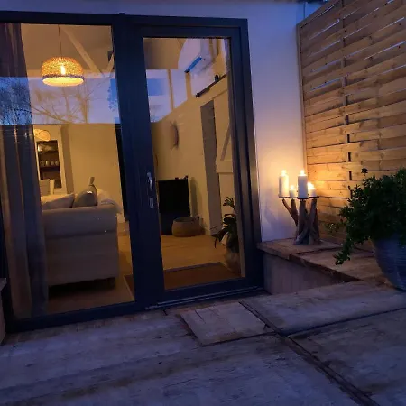 Parenthese A La Sarte Holiday home *